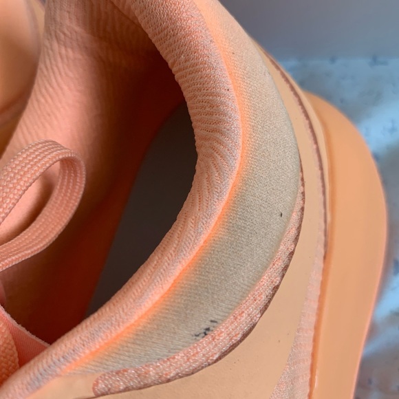 EUC Lululemon athletica Women's Strongfeel training shoes - Picture 4 of 10